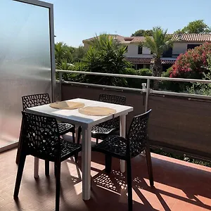 Studio Climatise Avec Parking Prive Proche Port Le Brusc Et Plages Six-Fours-les-Plages